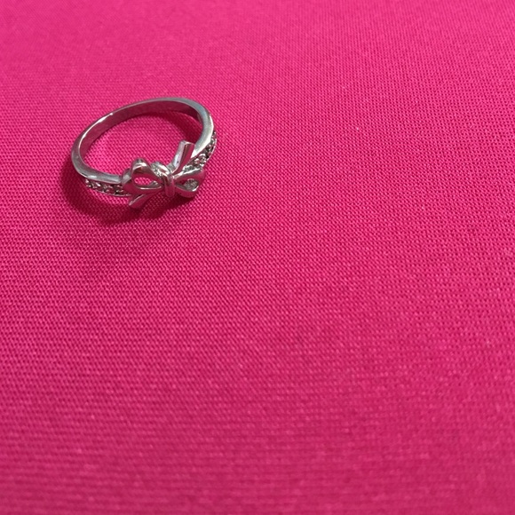 Diamond Bow Ring - Picture 1 of 4