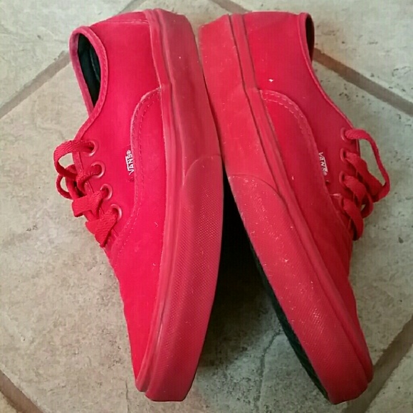 Sold Vans solid red size 6.5 - Picture 3 of 4