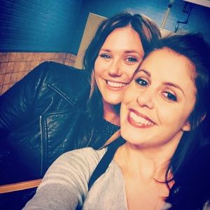 Meet your Posher, Leigha