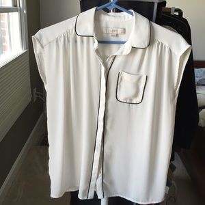 Loft XXSP blouse white with black trim