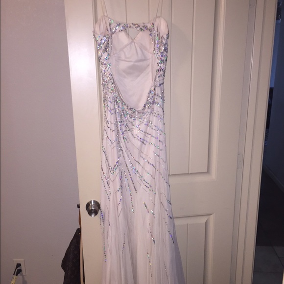Prom Dress - Picture 2 of 4