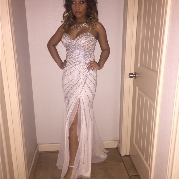 Prom Dress - Picture 4 of 4