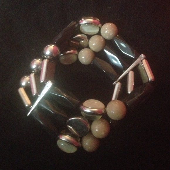 Bracelet - Picture 2 of 2