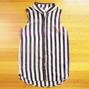 H&M Stripe Sleeveless Button Up Blouse
