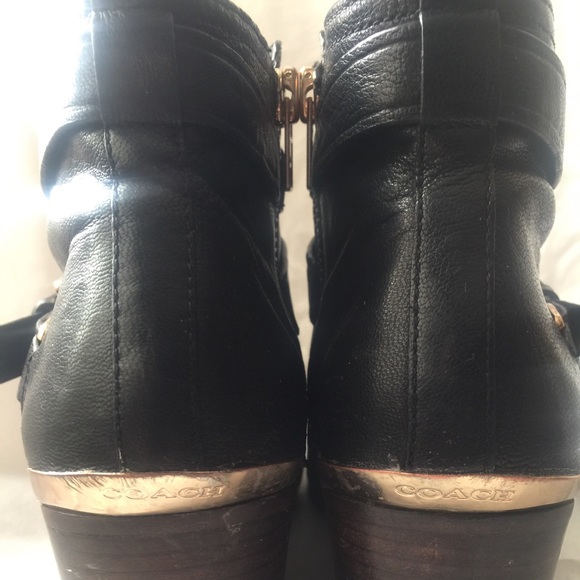 SOLD Coach Page Pauline Leather Ankle Boots Sz. 9 - Picture 3 of 4