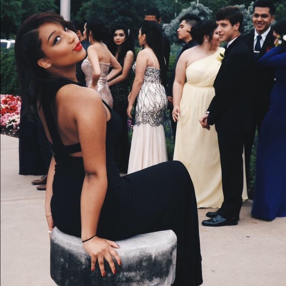 Prom Dress - Picture 2 of 4