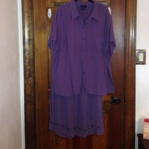 Blouse and skirt set