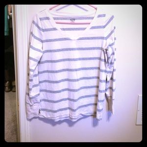 Size XL Mossimo long sleeve v-neck