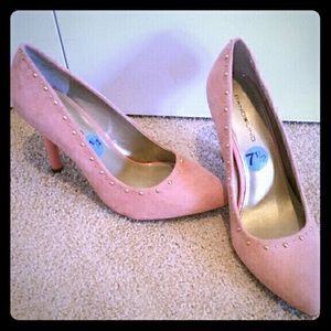 Womens 7.5 Pink/Blush Bandolino heels