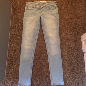Hollister jeans