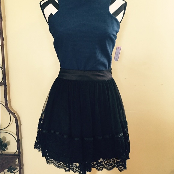 Forever21 Black Lace Skirt