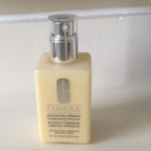 Clinique dramatically different lotion+