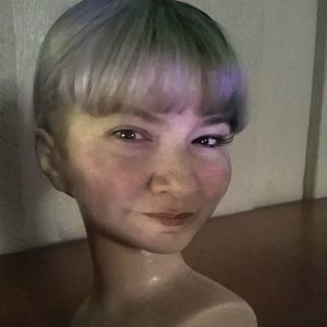 Meet your Posher, Viola