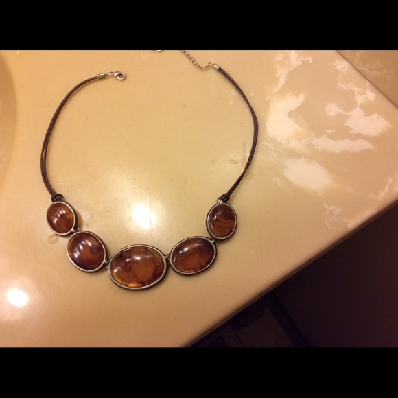 Statement piece. - Picture 2 of 2