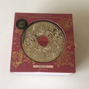 Bare Minerals original- medium