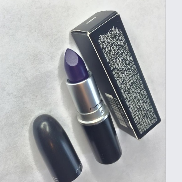 MAC Runner lipstick NIB