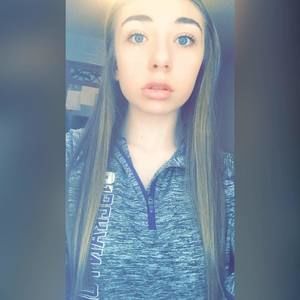 Meet your Posher, Macey