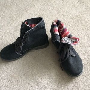 Roxy Canvas Bootie