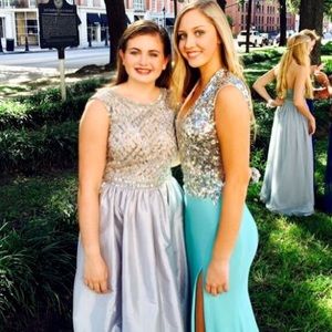 Meet your Posher, Olivia