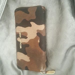 MK wallet