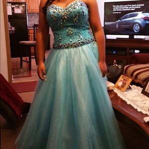 Prom dress