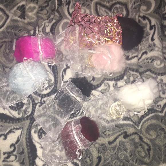 💕Big, 100% REAL Rabbit Fur key/handbag Charms💕 - Picture 3 of 3