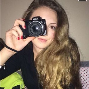 Meet your Posher, Noelle