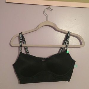 Vs pink sports bra