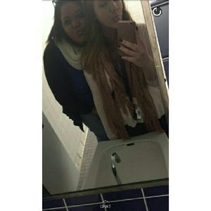 Meet your Posher, Lillian