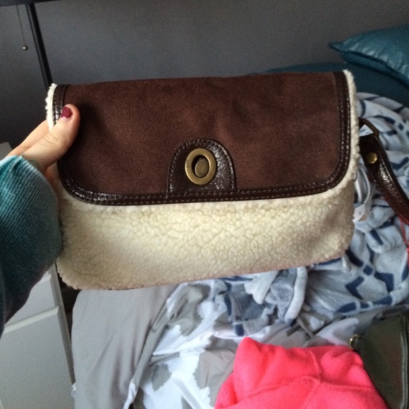 Wool wristlet