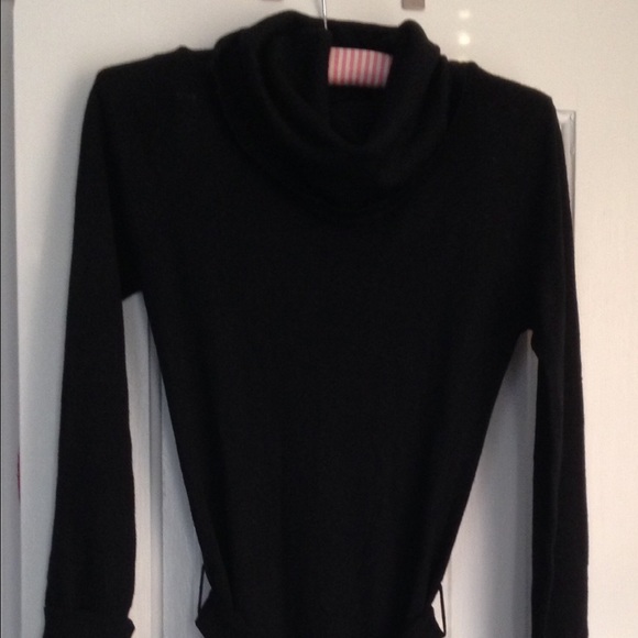 Beautiful sweater dress box 1