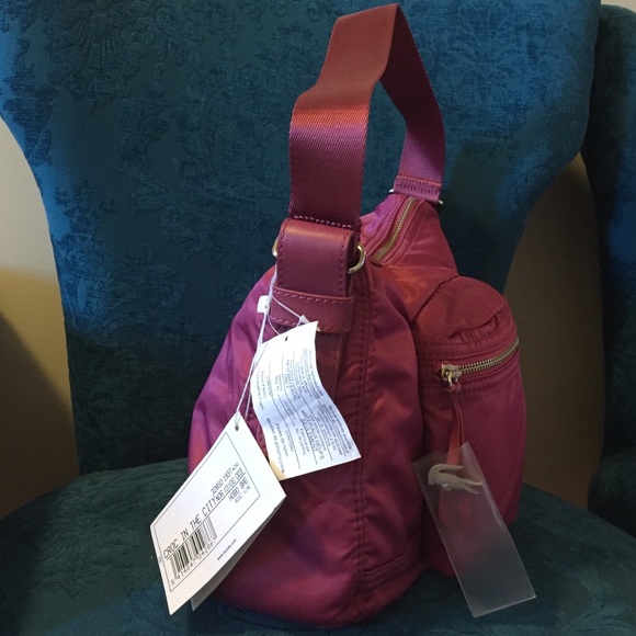 Lacoste Hobo Shoulder Bag - Picture 3 of 4