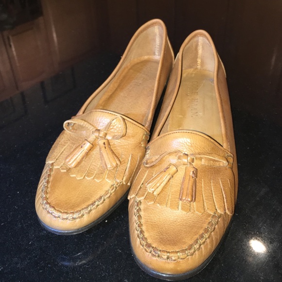 Cole hann loafer