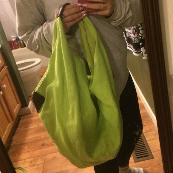 Green tote bag 💚