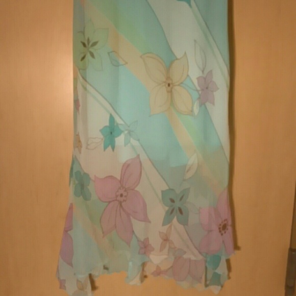 Sexy Dress - Picture 4 of 4