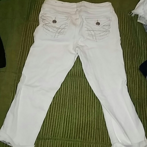 Capris - Picture 2 of 2