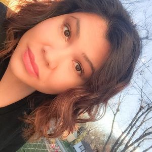 Meet your Posher, Mariana