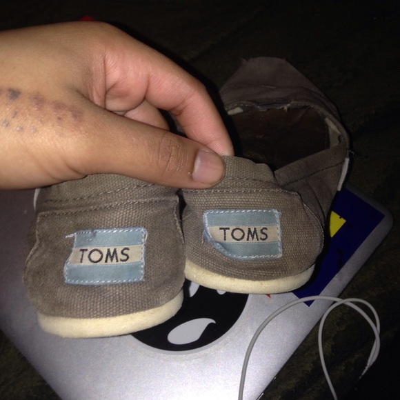 toms - Picture 2 of 3