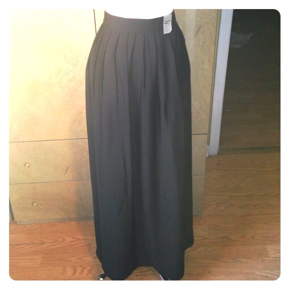 Apt 9 plus size pleated skirt