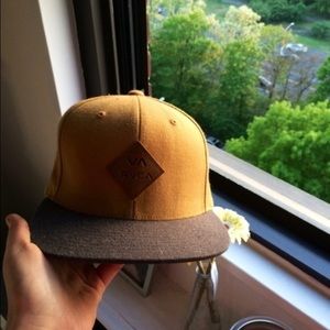 RVCA yellow mustard snapback