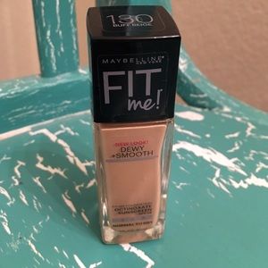 Maybelline FIT Me Foundation