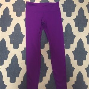 Purple Wunder Under III Leggings
