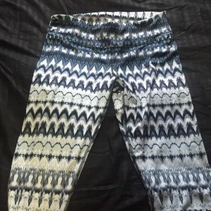 NWOT 90 Degree Capri workout pants
