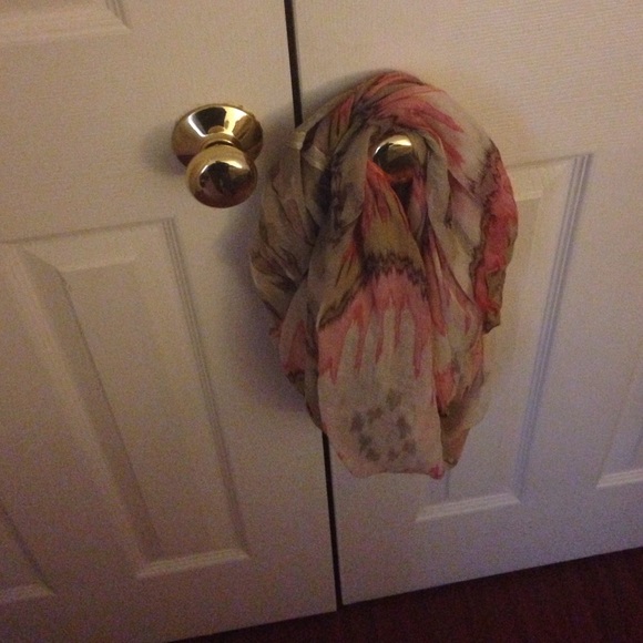 Aztec infinity scarf