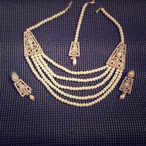 Designer pearl necklace set