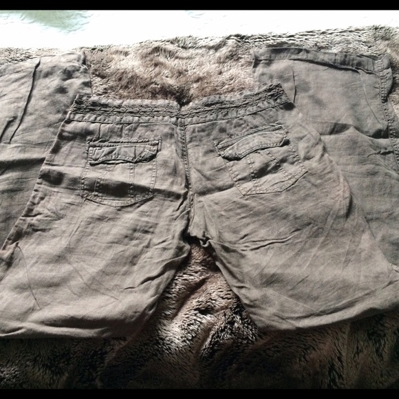 Guess Linen Pants - Picture 2 of 3