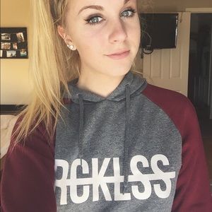 Meet your Posher, Evangeline