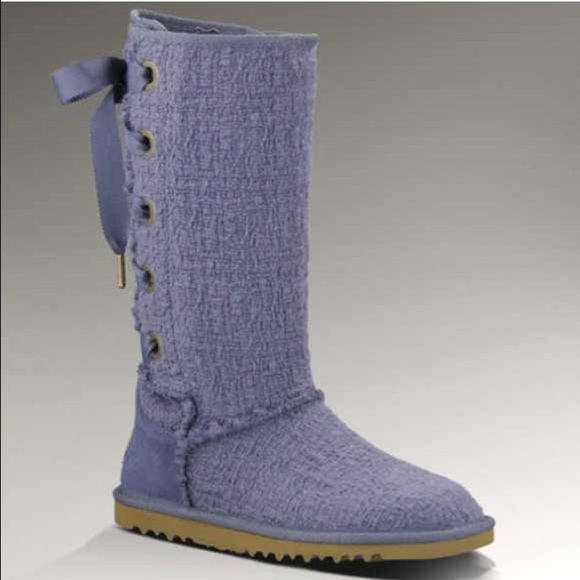 BRAND NEW Ugg heirloom lace up boots - Picture 2 of 4