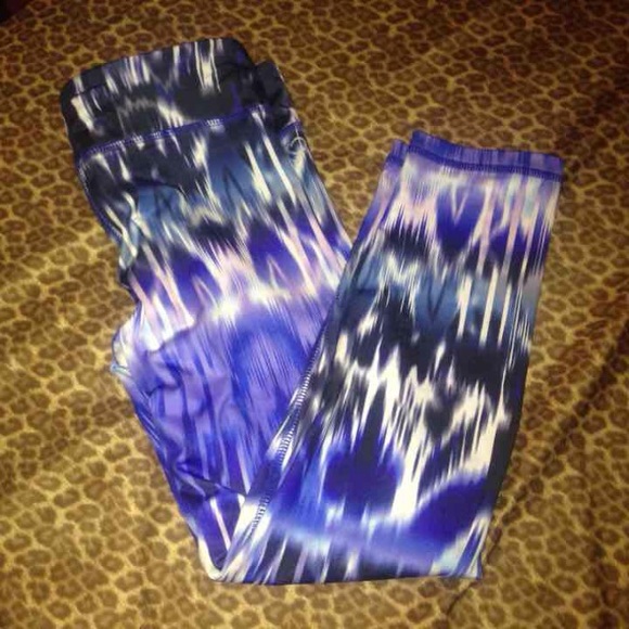 Running capris - Picture 1 of 4