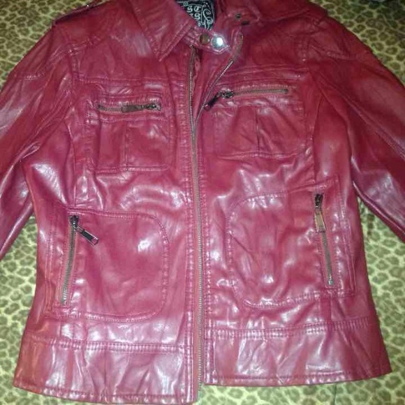 Wine red leather jacket - Picture 1 of 3